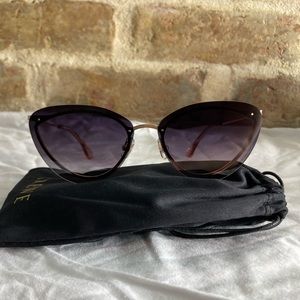 KREWE - “Lillian” Rose Gold+Petal Sunglasses